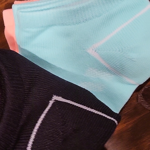 Socks - Pack of 6 - Low Cut - Size 9-12 - Picture 6 of 8